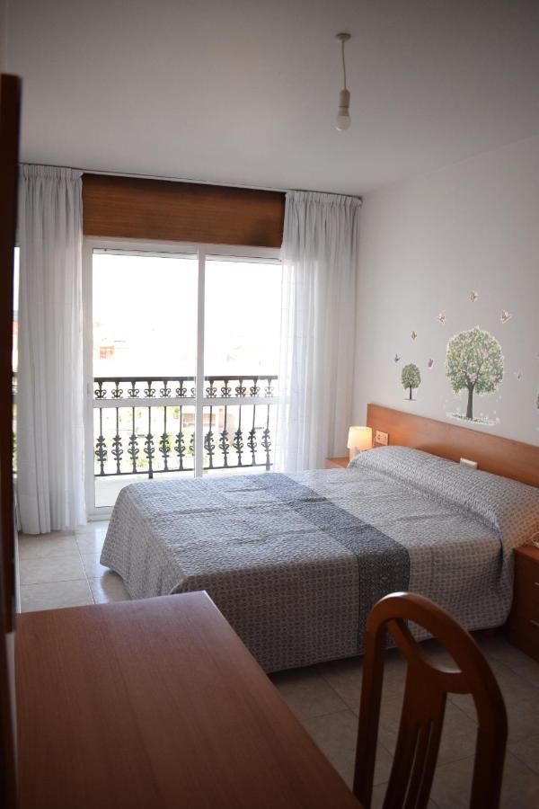 Apartamentos Эль-Грове Экстерьер фото
