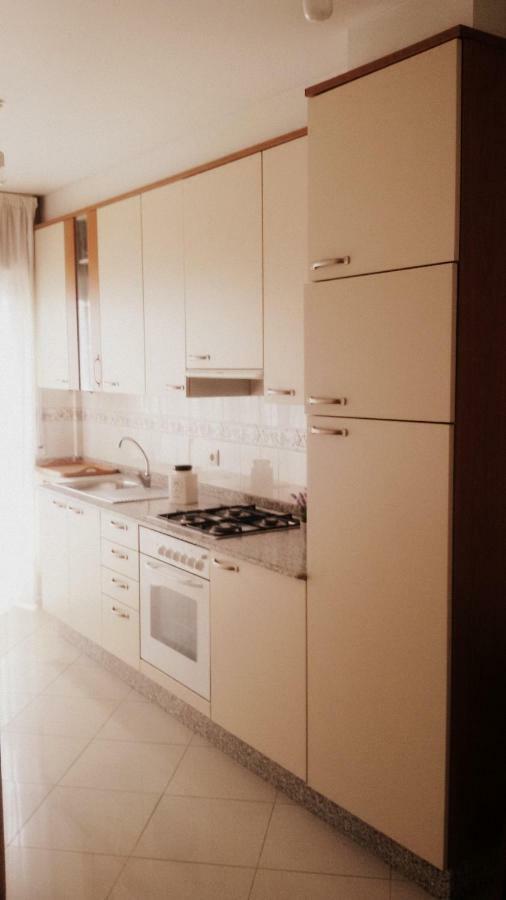 Apartamentos Эль-Грове Экстерьер фото