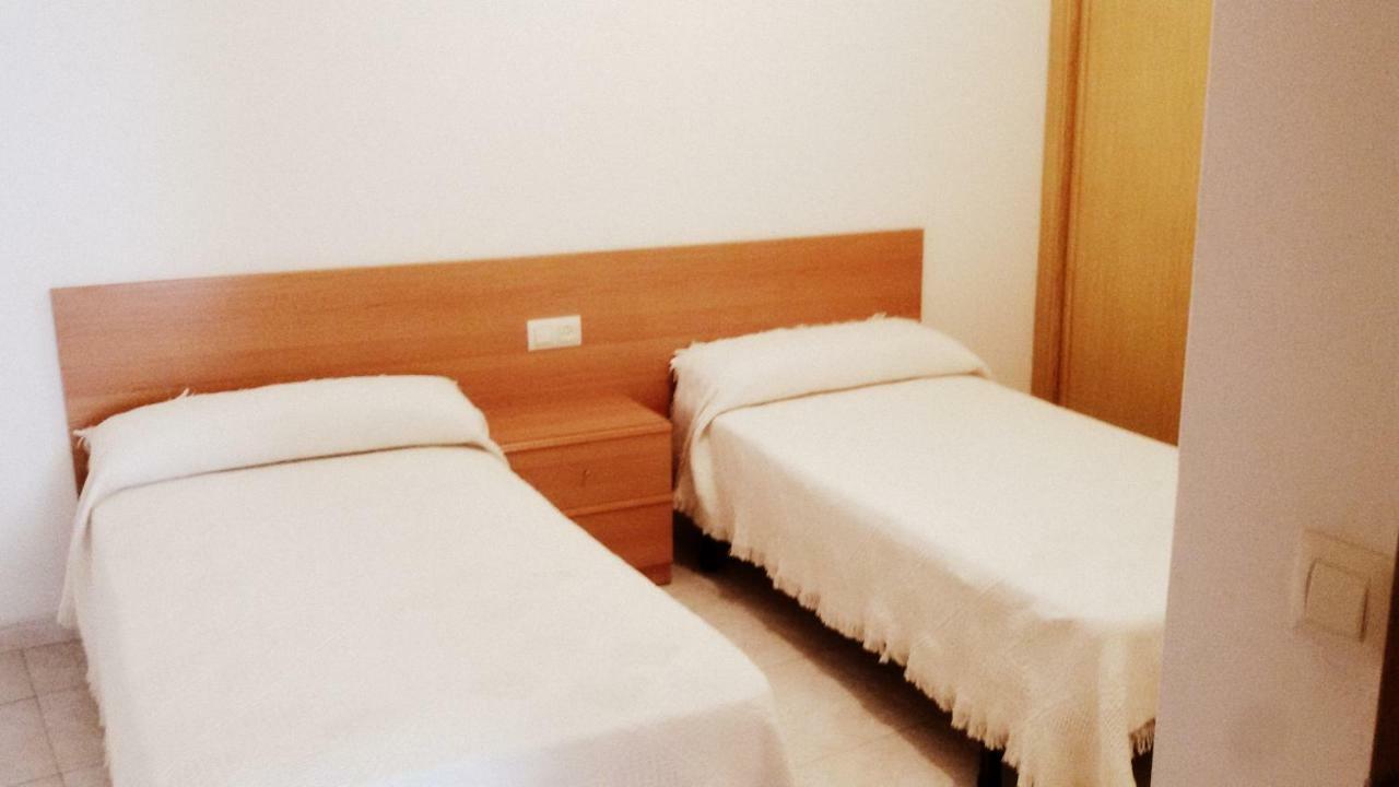 Apartamentos Эль-Грове Экстерьер фото